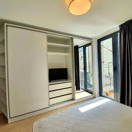 Apartment Modern In New Building *